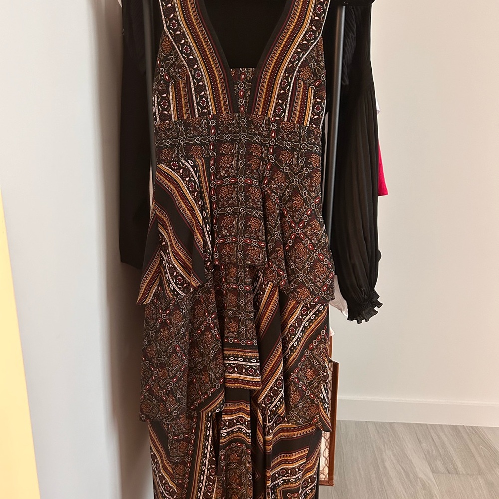 A.L.C. Hayley Scarf-Print Tiered Silk Midi Dress Boho Vacation Spring Size 2. - Picture 7 of 9